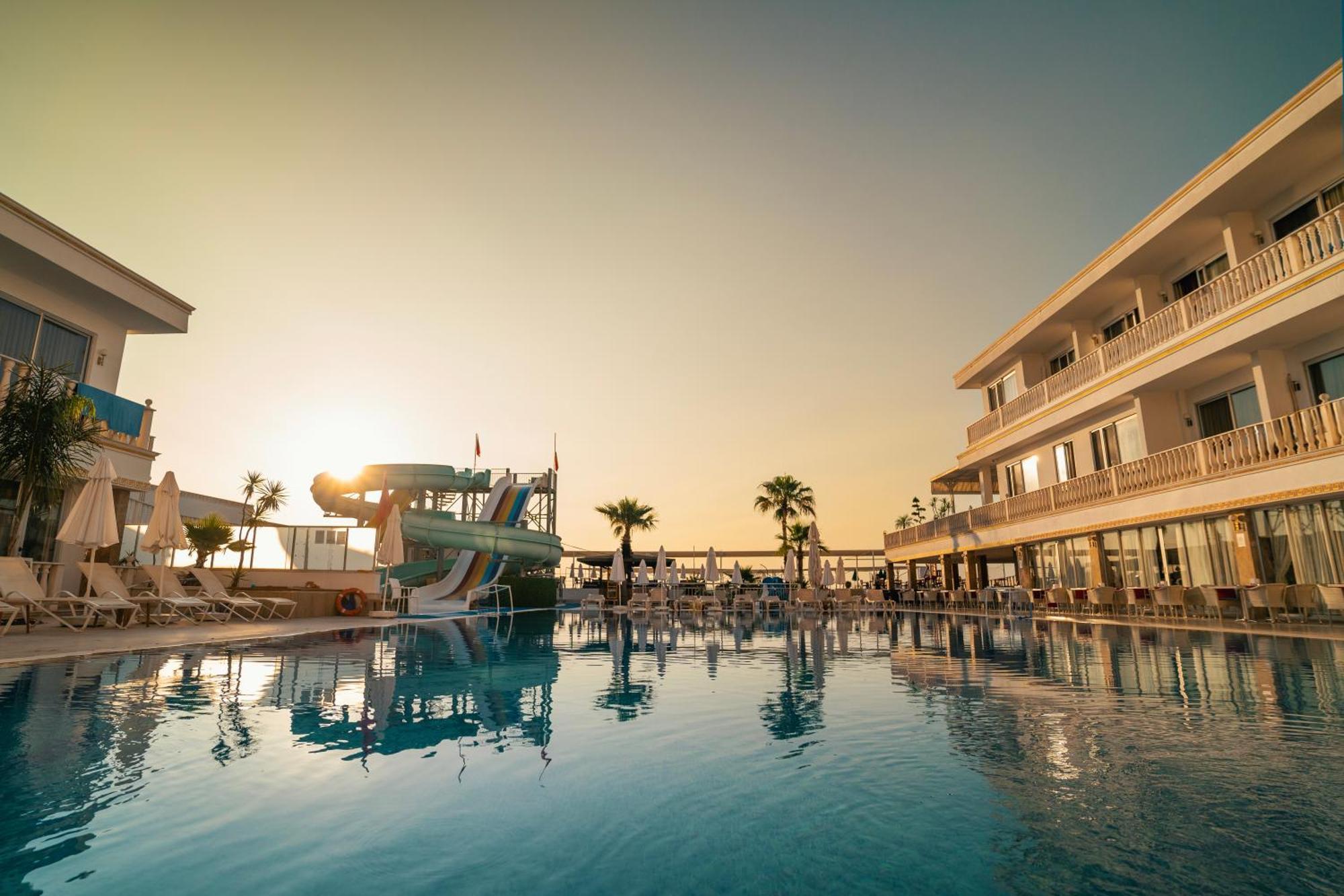 Sl La Perla Hotel Kemer 安塔利亚 外观 照片